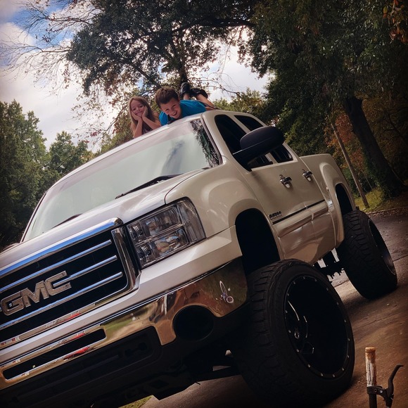 Meet your Posher, Benjamin - Picture 1 of 1